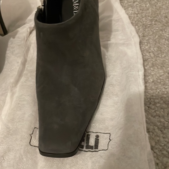 Brand:Sam& Libby,Size8,Col:gray,Suede,one time worn, like new, Upper Leeather - Picture 2 of 8
